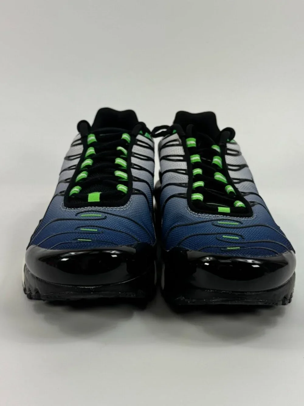 Nike Air Max Plus GS 'Deep Royal Scream Green' CD0609-021 size 7 Y / 8.5 W